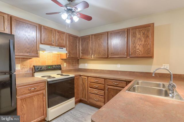 337 LIGHTHOUSE DR, Jonestown, PA 17038