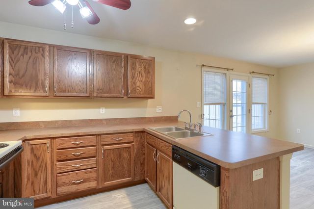 337 LIGHTHOUSE DR, Jonestown, PA 17038