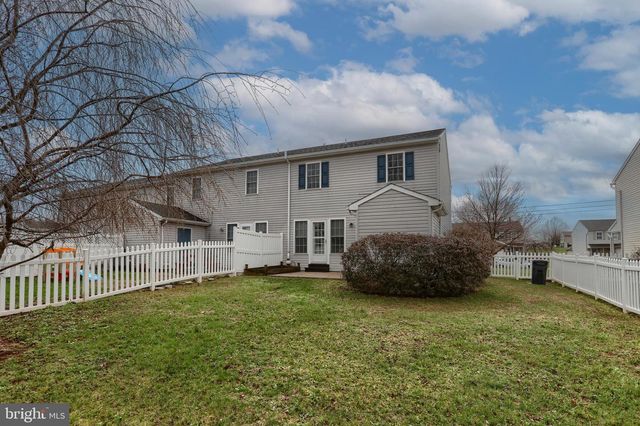 337 LIGHTHOUSE DR, Jonestown, PA 17038