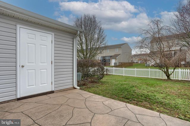 337 LIGHTHOUSE DR, Jonestown, PA 17038