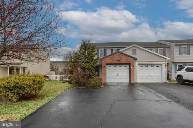 337 LIGHTHOUSE DR, Jonestown, PA 17038