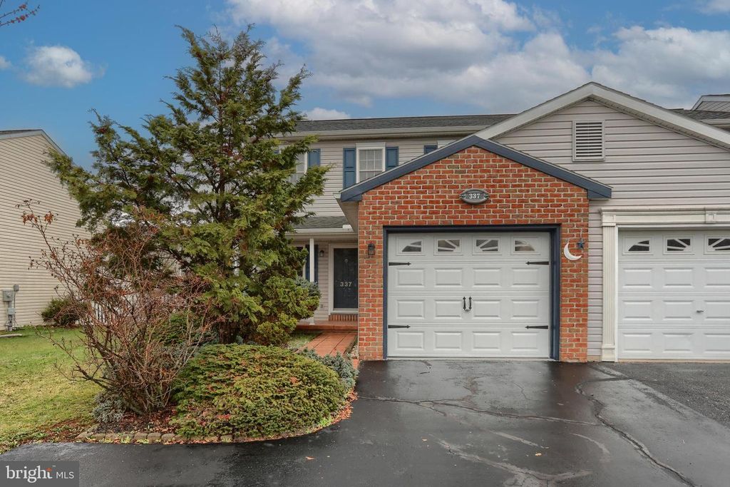 337 LIGHTHOUSE DR, Jonestown, PA 17038