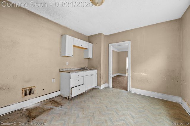 7241 American Street, Detroit, MI 48210