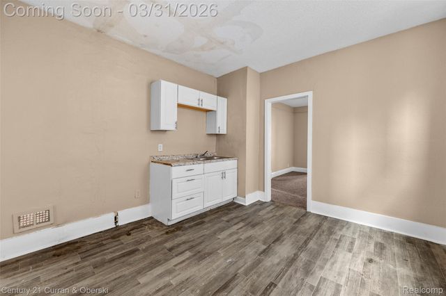 7241 American Street, Detroit, MI 48210