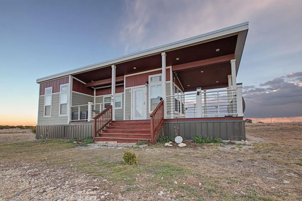 2826 County Road 2800, Lometa, TX 76853