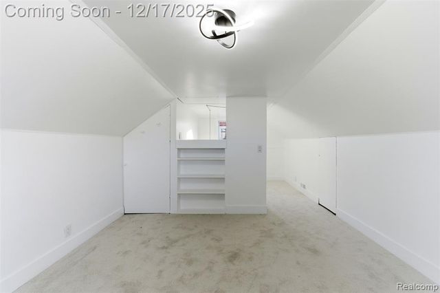 21625 Trombly Street, Saint Clair Shores, MI 48080