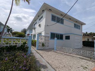 7805 Crespi Boulevard 4, Miami Beach, FL 33141