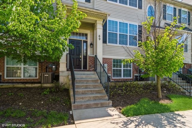 69 Melrose Court, South Elgin, IL 60177