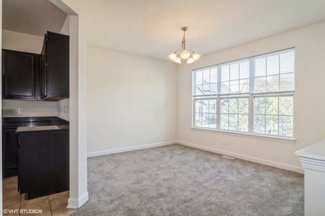 69 Melrose Court, South Elgin, IL 60177
