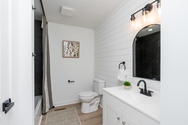 1401 B ST, Waynesboro, VA 22980