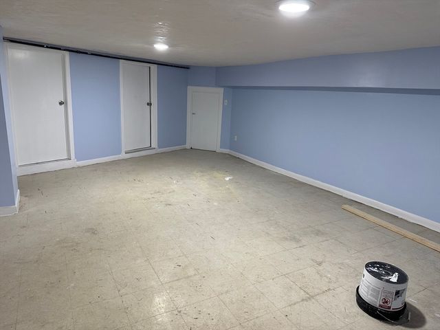 371 A Centre St, Boston, MA 02130