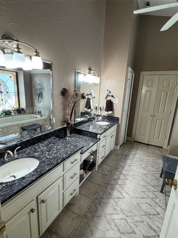 1762 Timber Ridge Circle, Corinth, TX 76210