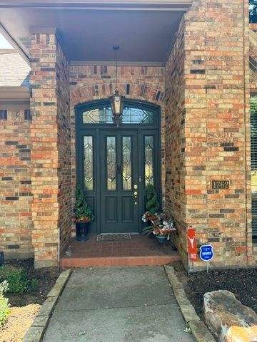 1762 Timber Ridge Circle, Corinth, TX 76210