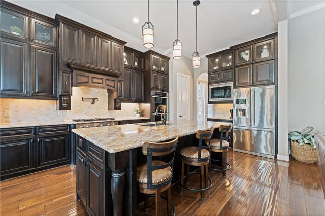 34134 Mill Creek Way, Pinehurst, TX 77362
