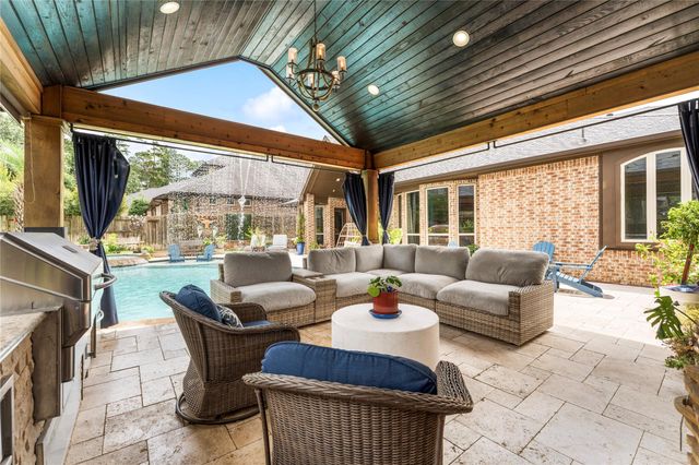 34134 Mill Creek Way, Pinehurst, TX 77362