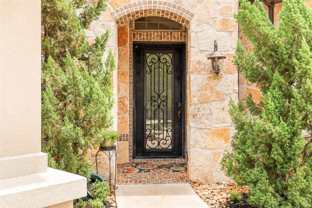 34134 Mill Creek Way, Pinehurst, TX 77362