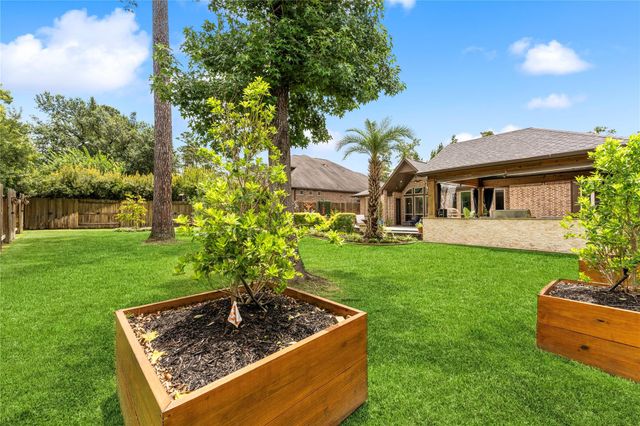 34134 Mill Creek Way, Pinehurst, TX 77362