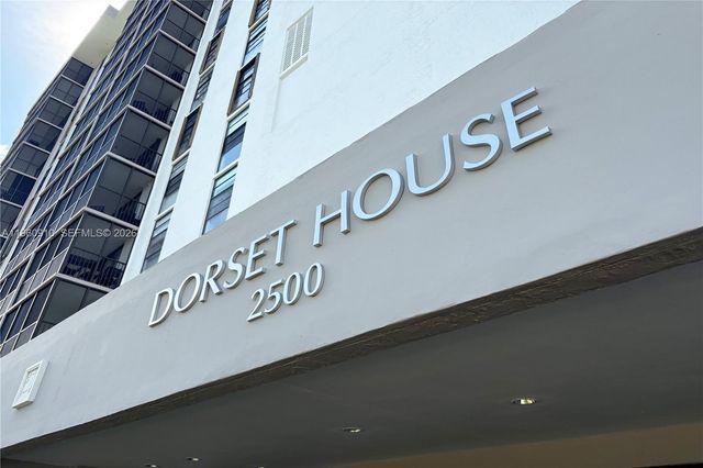 2500 NE 135th St B506, North Miami, FL 33181