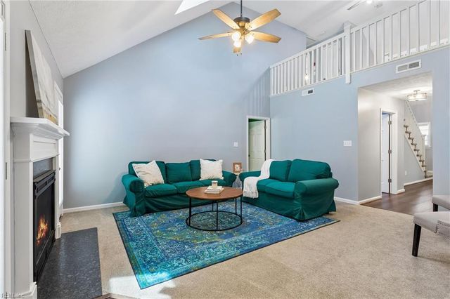 962 Heathland Drive, Newport News, VA 23602
