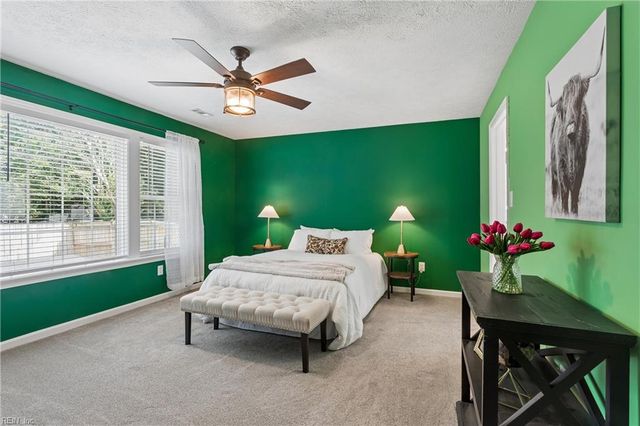 962 Heathland Drive, Newport News, VA 23602