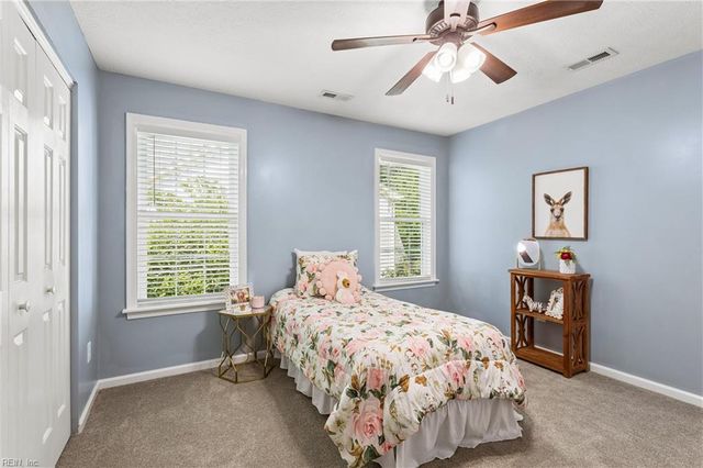 962 Heathland Drive, Newport News, VA 23602