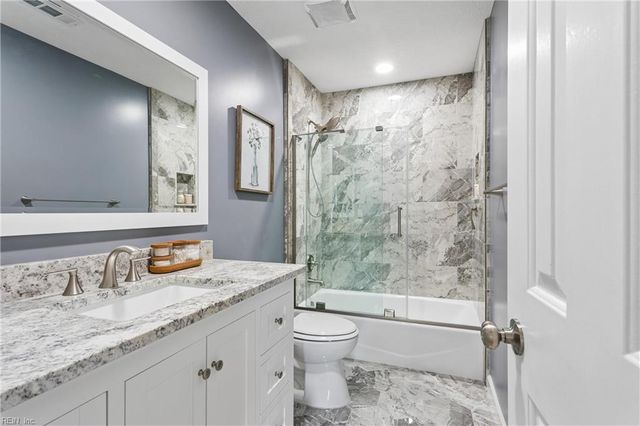 962 Heathland Drive, Newport News, VA 23602