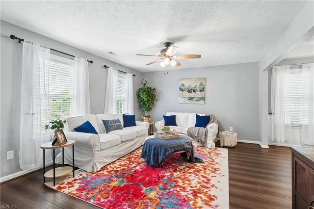 962 Heathland Drive, Newport News, VA 23602