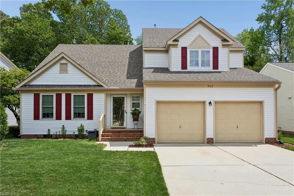 962 Heathland Drive, Newport News, VA 23602