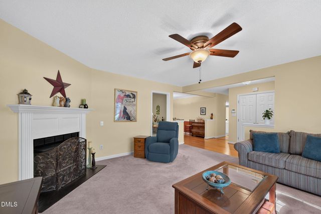 110 Brampton Circle, Clayton, NC 27527