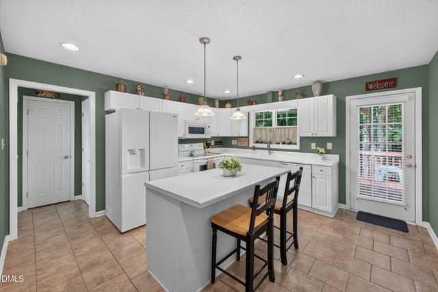 110 Brampton Circle, Clayton, NC 27527