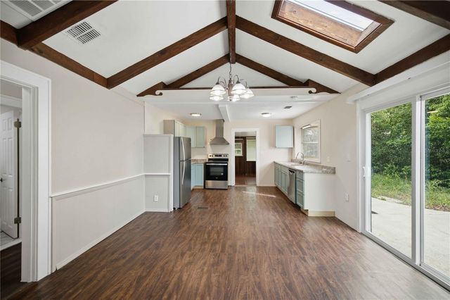 2107 NE 8TH ROAD, Ocala, FL 34470