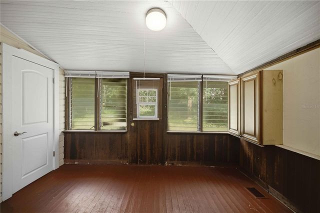 2107 NE 8TH ROAD, Ocala, FL 34470