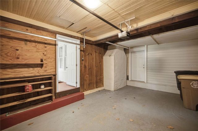 2107 NE 8TH ROAD, Ocala, FL 34470