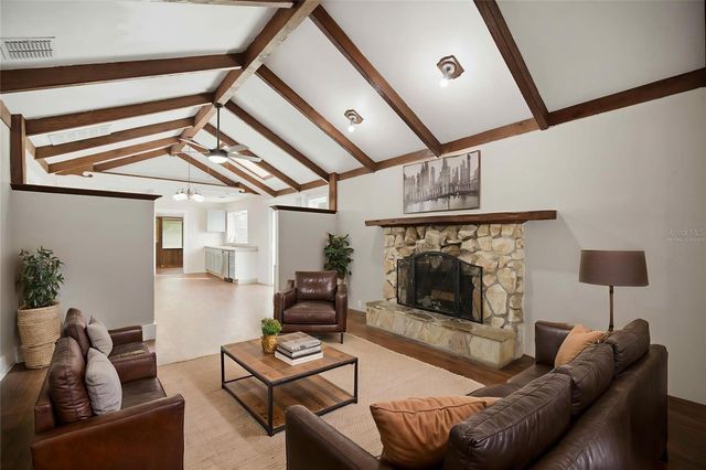 2107 NE 8TH ROAD, Ocala, FL 34470