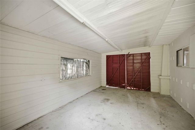 2107 NE 8TH ROAD, Ocala, FL 34470