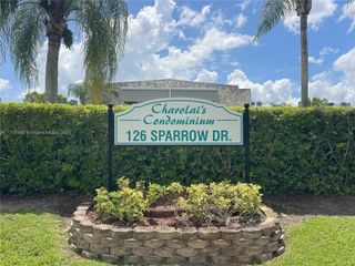 126 Sparrow Dr 22B, Royal Palm Beach, FL 33411