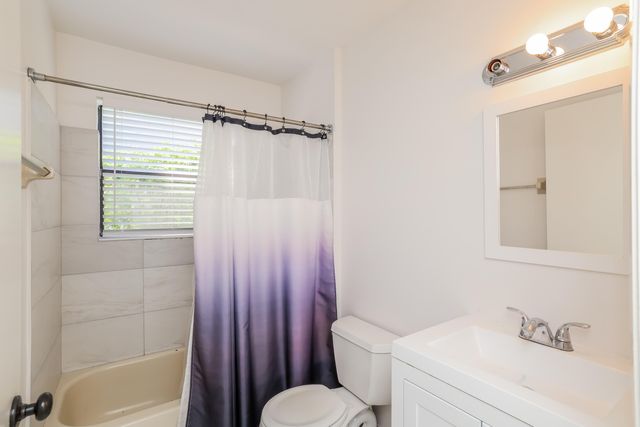 5134 NW 42nd Terrace, Coconut Creek, FL 33073