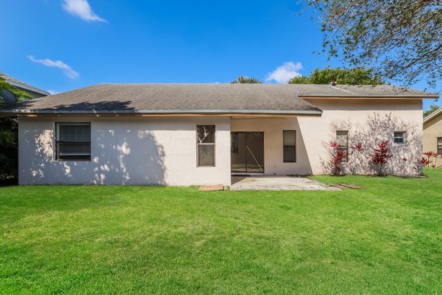 5134 NW 42nd Terrace, Coconut Creek, FL 33073