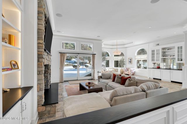 6 Windy Hill Lane, Atlantic Highlands, NJ 07716