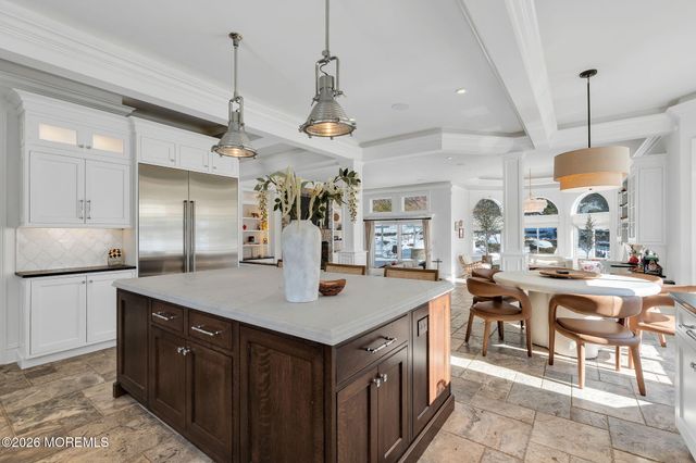 6 Windy Hill Lane, Atlantic Highlands, NJ 07716