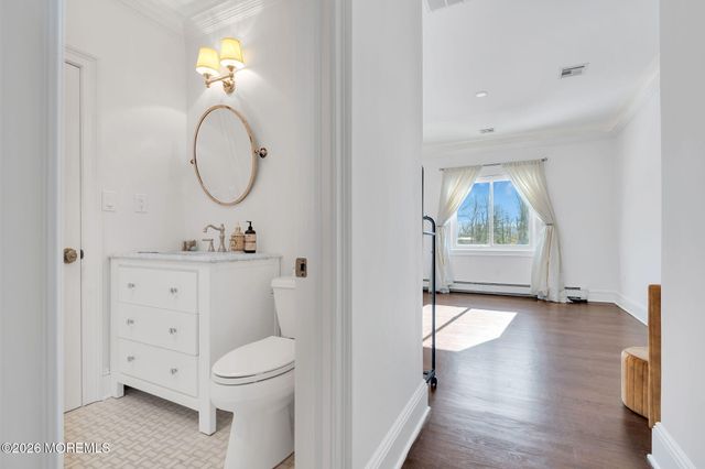 6 Windy Hill Lane, Atlantic Highlands, NJ 07716