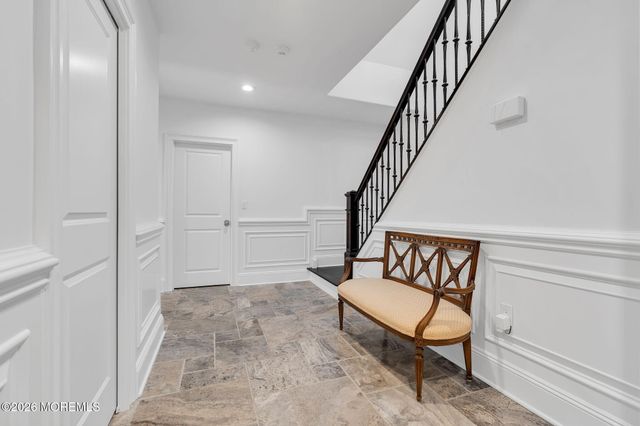 6 Windy Hill Lane, Atlantic Highlands, NJ 07716