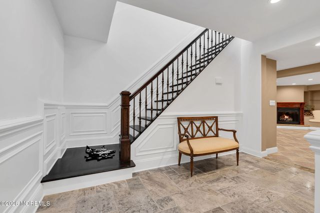 6 Windy Hill Lane, Atlantic Highlands, NJ 07716