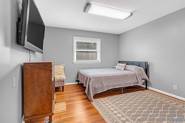 498 Rainbow Avenue NW, Rainsville, AL 35986