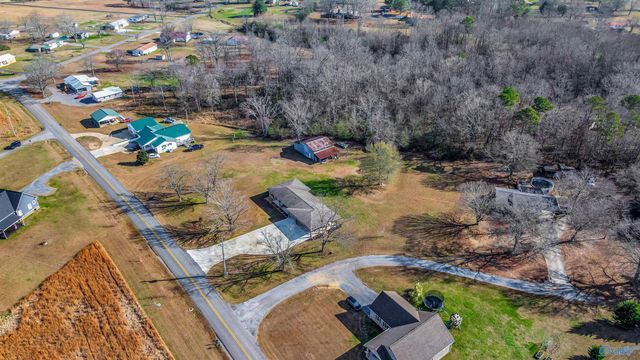 498 Rainbow Avenue NW, Rainsville, AL 35986