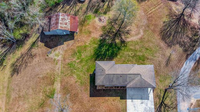 498 Rainbow Avenue NW, Rainsville, AL 35986