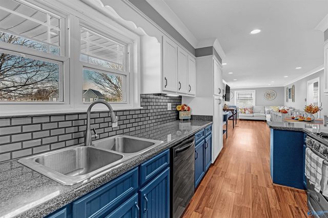 498 Rainbow Avenue NW, Rainsville, AL 35986