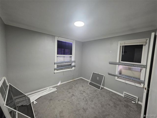 19195 Dresden Street, Detroit, MI 48205