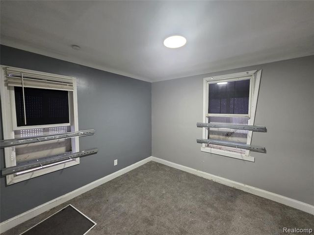 19195 Dresden Street, Detroit, MI 48205