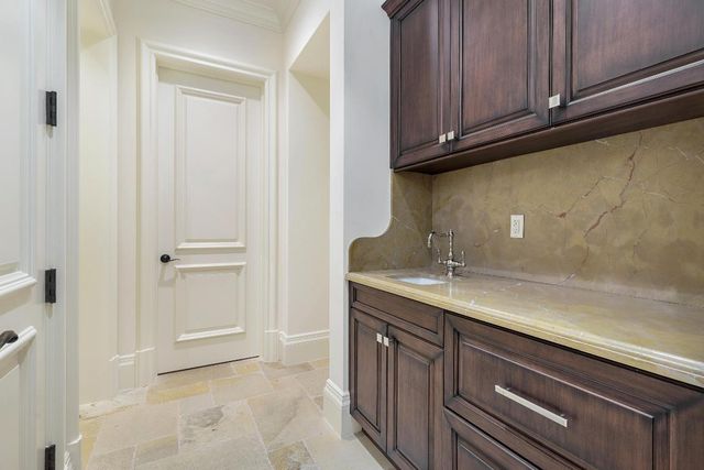 135 W Bears Club Drive, Jupiter, FL 33477